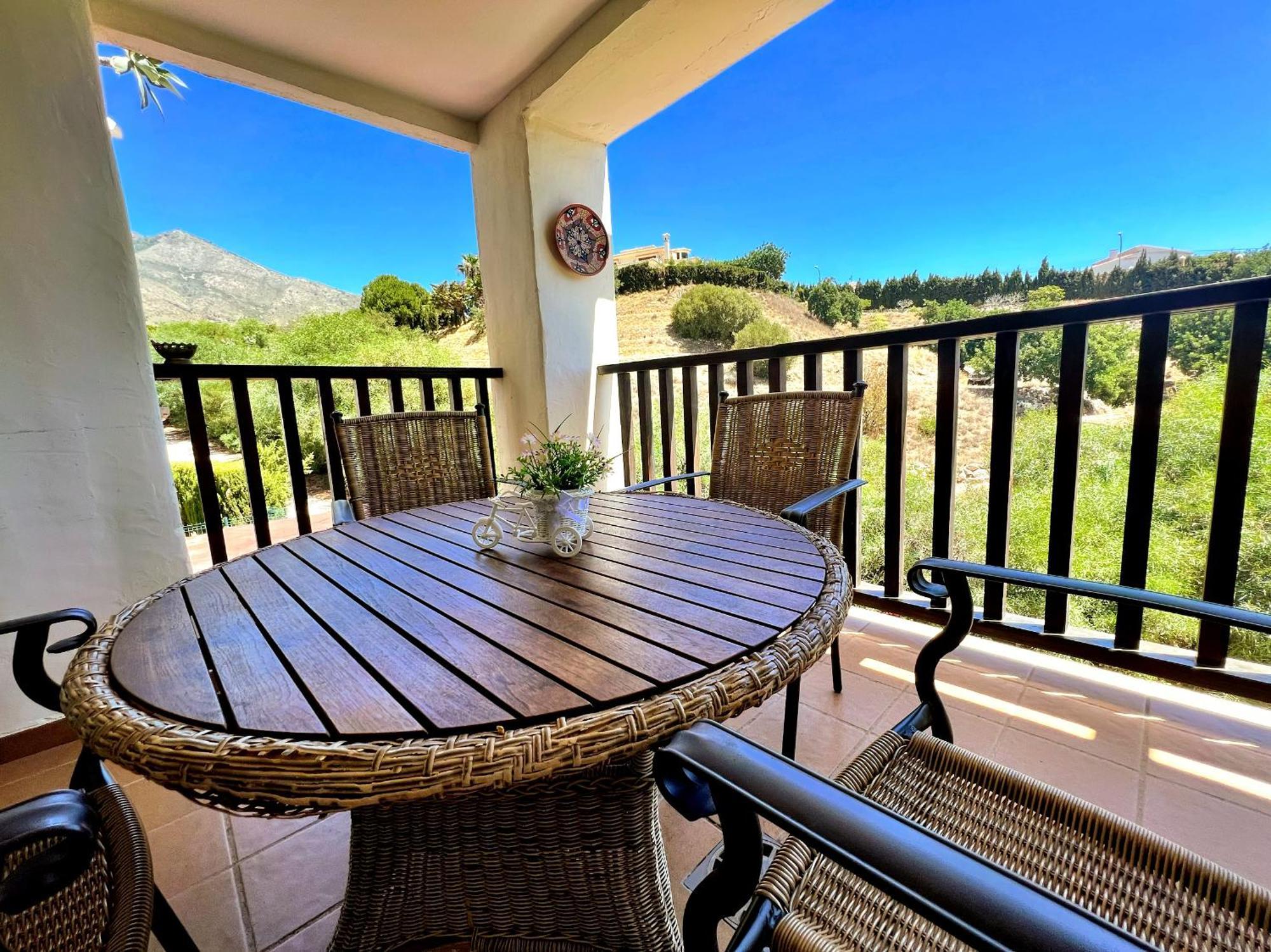 Beautiful Apartment With Pools, Playground And Paddle Tennis - Family Friendly And Near Vithas Hospital - Free Parking In Garage Benalmádena Dış mekan fotoğraf