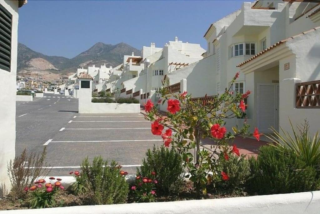 Beautiful Apartment With Pools, Playground And Paddle Tennis - Family Friendly And Near Vithas Hospital - Free Parking In Garage Benalmádena Dış mekan fotoğraf
